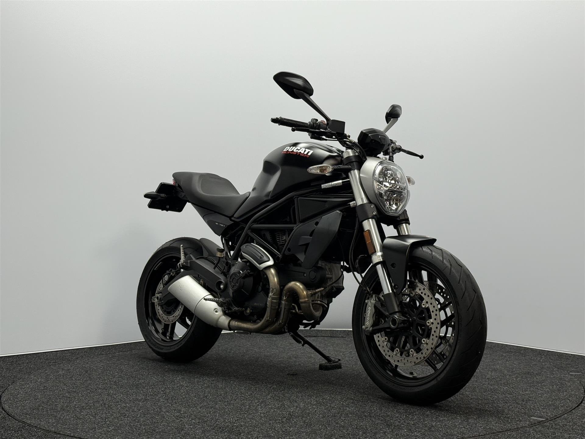 Ducati Monster 797, 803 cc, Handgeschakeld, Naked bike, Gebruikt