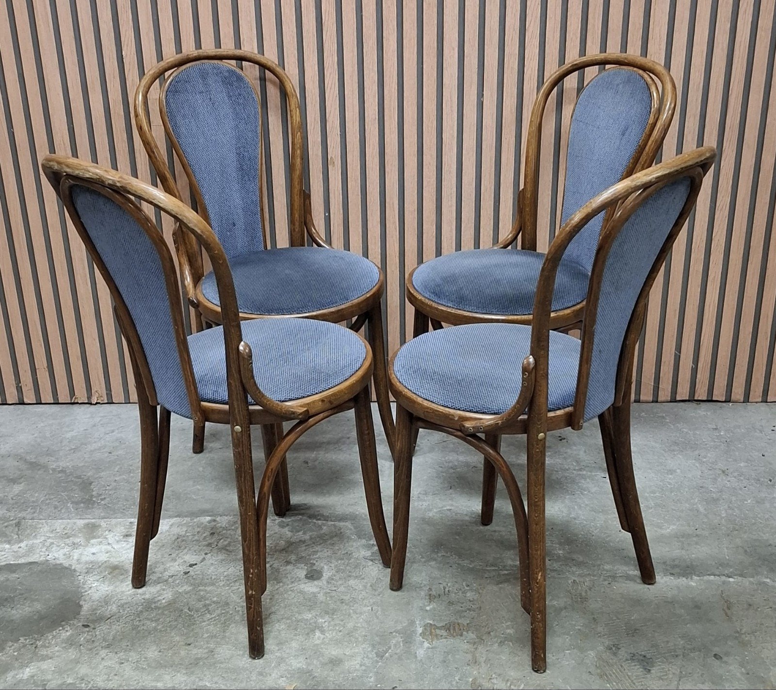 10 x Vintage cafestoelen Bentwood Thonet cafe stoelen bistro, Huis en Inrichting, Stoelen, Ophalen of Verzenden, Zo goed als nieuw