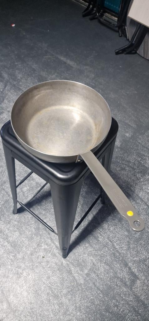 de Buyer Koekenpan 28cm, Huis en Inrichting, Keuken | Potten en Pannen, Ophalen of Verzenden