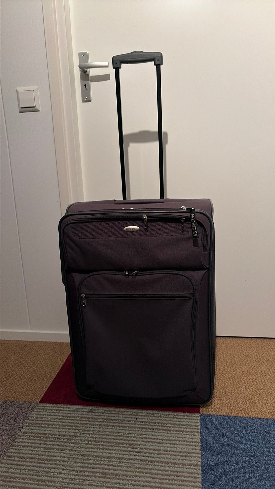Nieuw staat Mooie samsonite koffer, Ophalen, Zo goed als nieuw, Hard kunststof