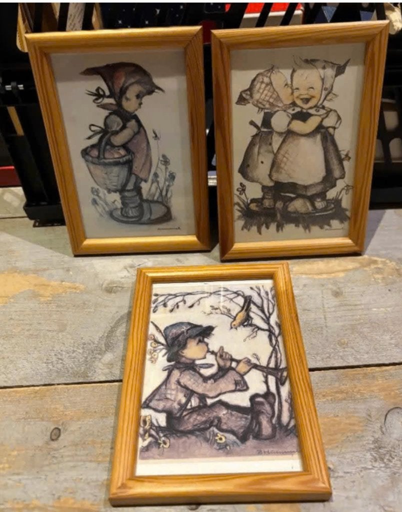 Drie ingelijste prenten van Hummel - 5 euro p.st. - 17 x 12, Ophalen of Verzenden, Print, Ingelijst