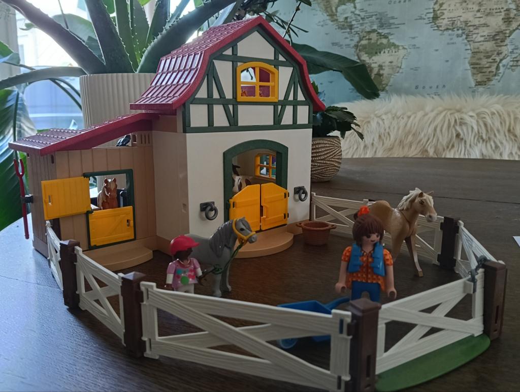 Playmobil Paardenstal met accessoires, Ophalen of Verzenden, Gebruikt, Complete set