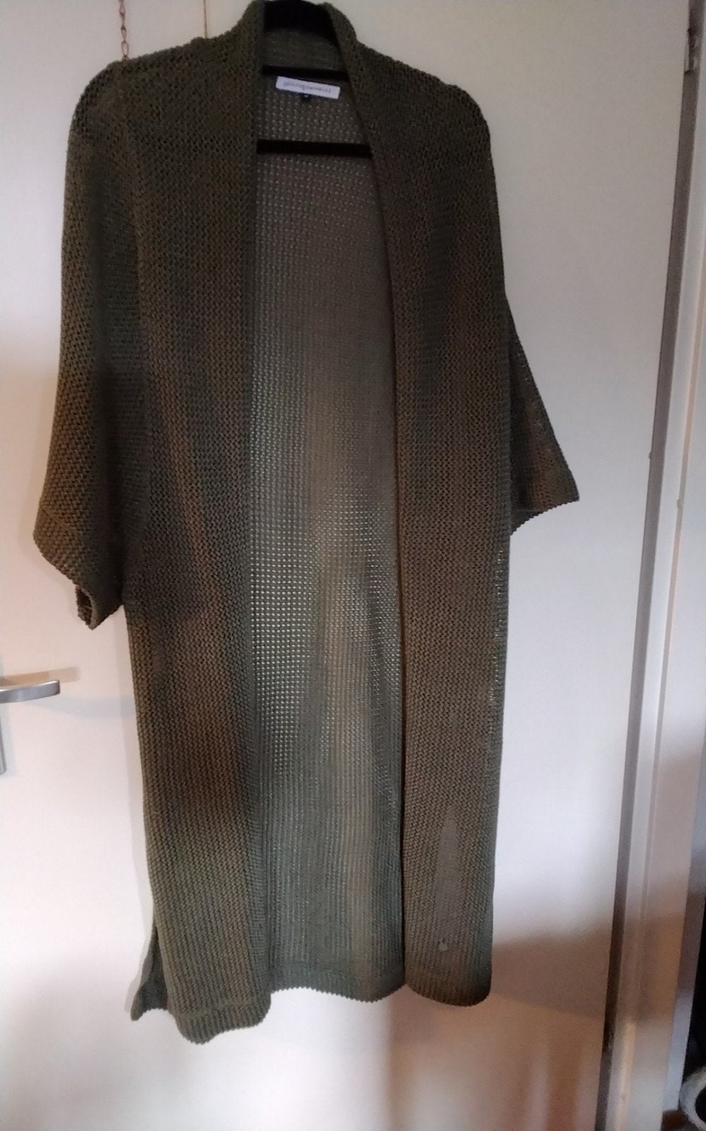 Lange olijfgroen gebreid Vest met open voorkant, Kleding | Dames, Grote Maten, Ophalen of Verzenden, Zo goed als nieuw, Groen