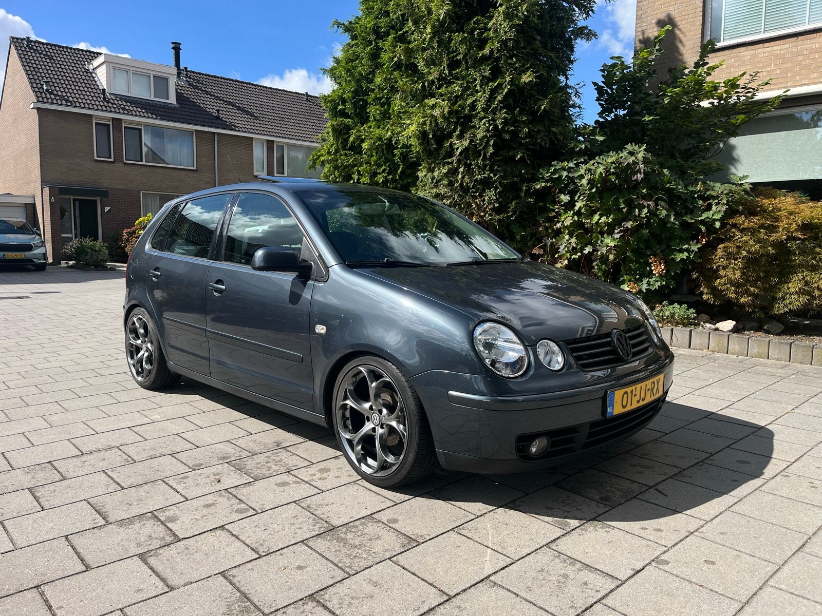 VW POLO 1.4 Comfortline CRUISE/DAKRAAM/ALFA VELGEN/5 DEURS, Voorwielaandrijving, USB, 40 €/maand, 4 cilinders