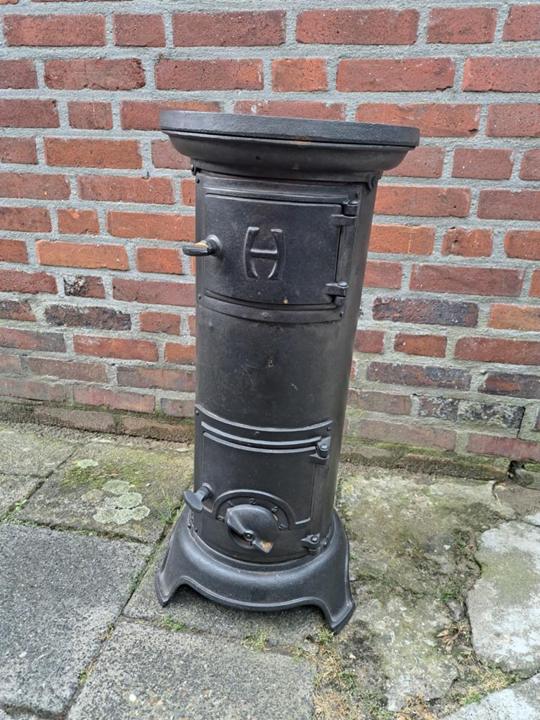 Antieke gietijzeren houtkachel - Vrijstaand, Huis en Inrichting, Kachels, Gebruikt, Houtkachel, Ophalen of Verzenden, Vrijstaand