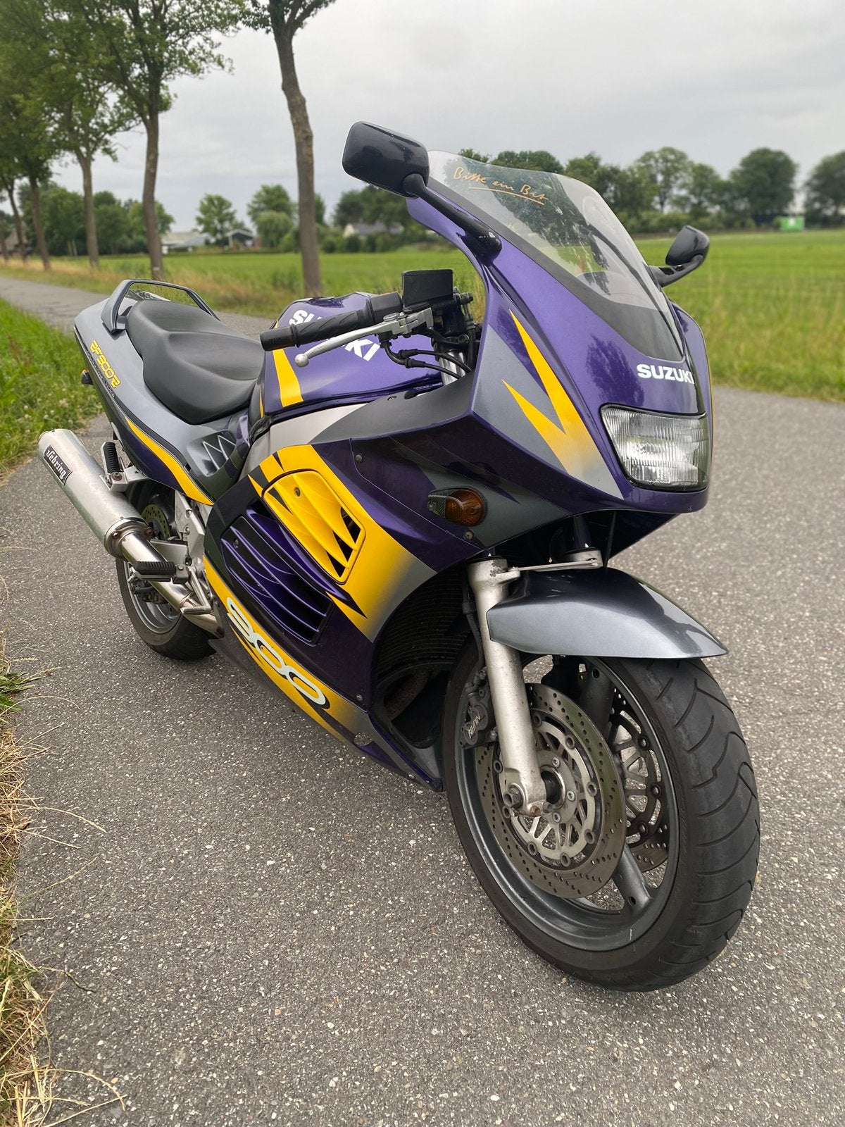 Suzuki rf900 sportieve toer ( rf900r racer ) inruil mogelijk, Motoren, Particulier