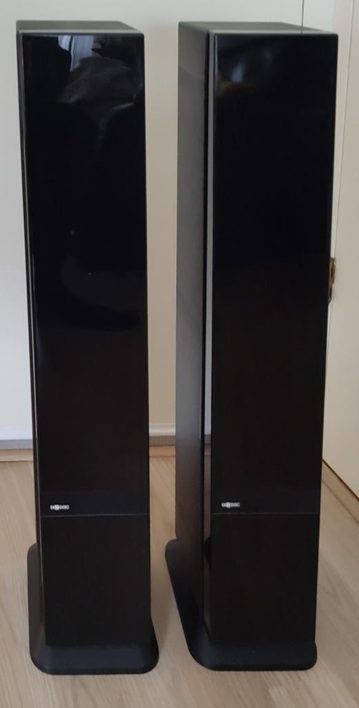 2 zwarte Cd/dvd zuilen van Skydisc,kunststof., Ophalen, Minder dan 60 watt, Overige typen, Overige merken