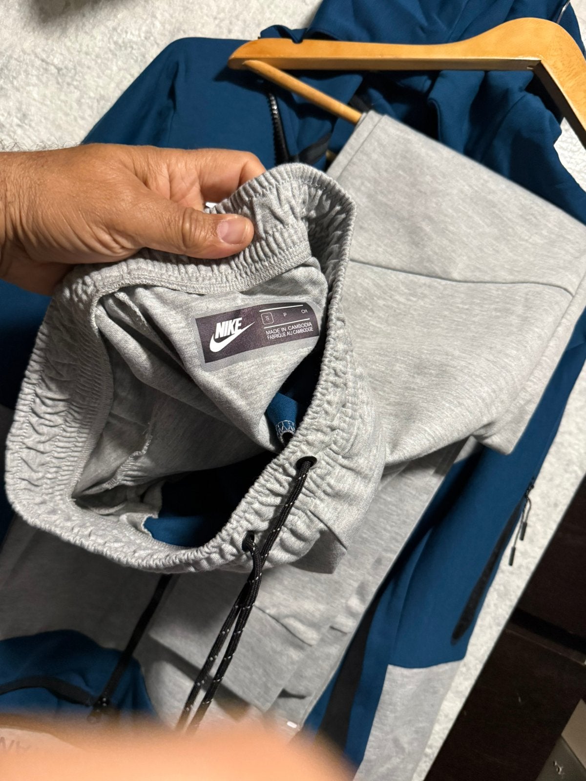 Nieuw Nike Tech Fleece Trainingspak – Blauw / Grijs – Maat, Kleding | Heren, Sportkleding, Nieuw, Algemeen, Blauw, Ophalen of Verzenden