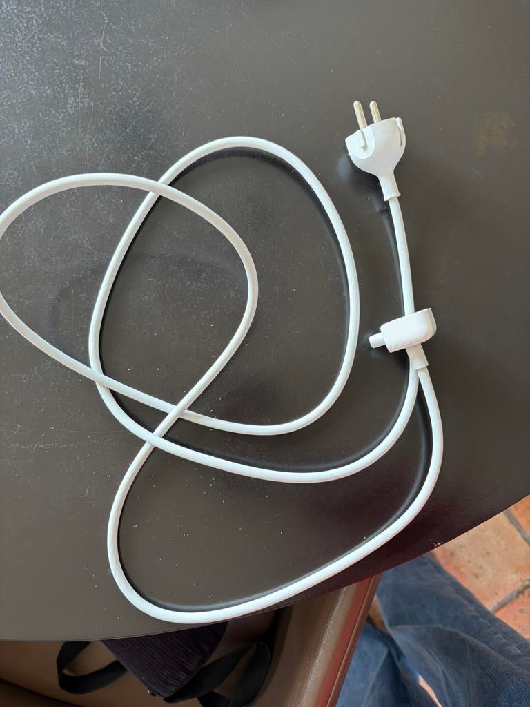 Macbook (pro) oplader, Ophalen of Verzenden, Zo goed als nieuw