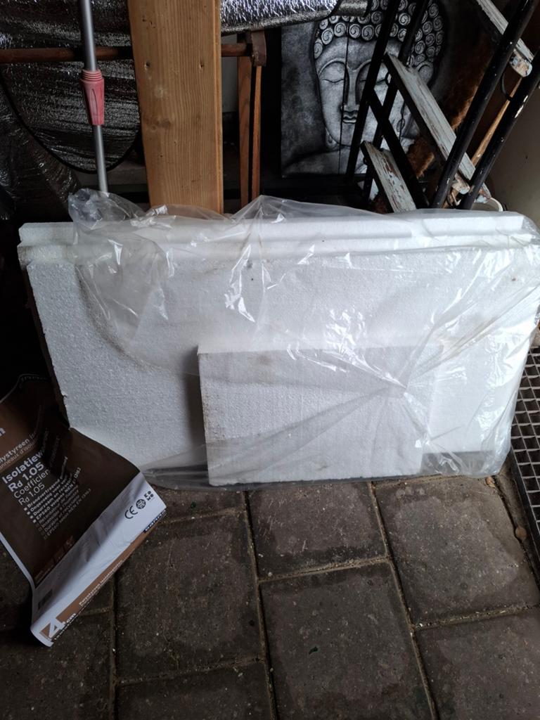 Gratis 3 isolatie platen, Doe-het-zelf en Verbouw, Isolatie en Afdichting, Ophalen, Hardschuim (Pir), 4 tot 8 cm, 15 m² of meer