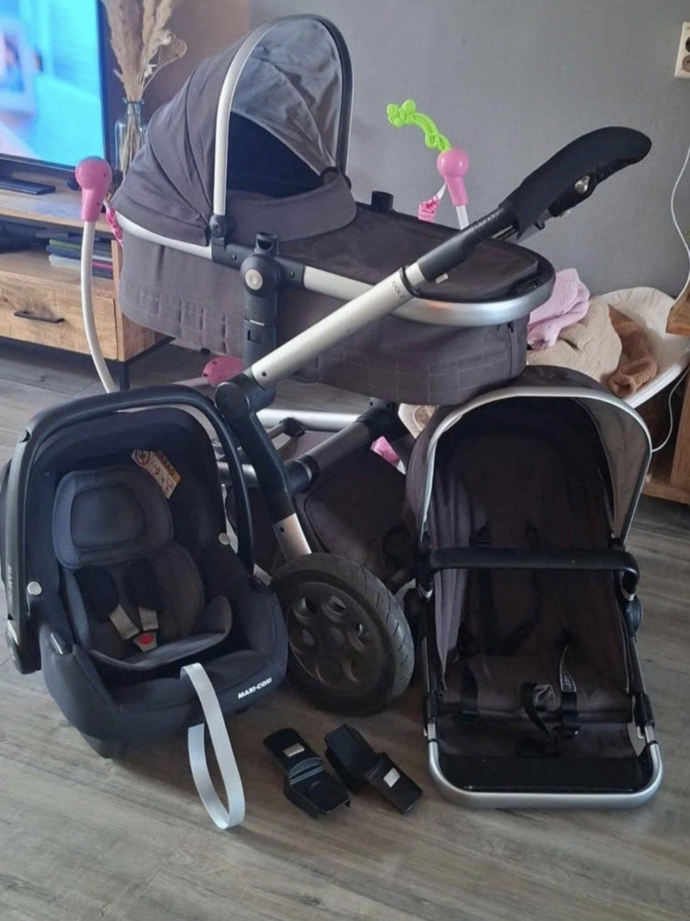 Joolz com. set: kinderwagen, reiswieg, maxi-cosi, adapter, Ophalen, Zo goed als nieuw, Combiwagen, Luchtbanden