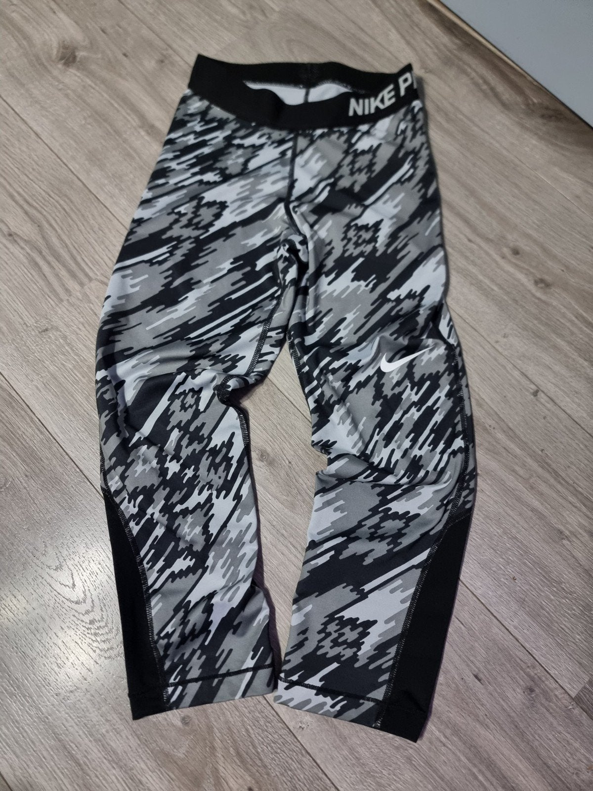 Mooie dames leggings Nike Pro, maat XS (RP), Legging, Maat 36/38 (S), Zwart, Ophalen of Verzenden