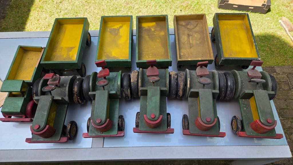 Oud houten speelgoed model tractor vrachtwagen USSR Polen, Ophalen of Verzenden
