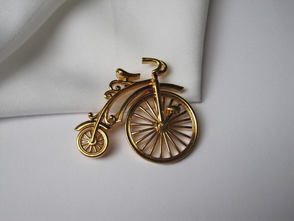 Broche goudkleurig ouderwetse vélocipède fiets, Verzenden, Zo goed als nieuw, Goud, Overige materialen