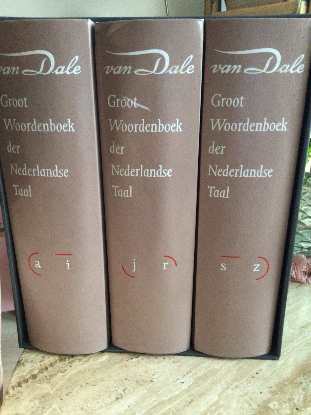 Van Dale Groot Woordenboek der Nederlandse Taal (3 delen), Ophalen, Zo goed als nieuw, Van Dale, Nederlands