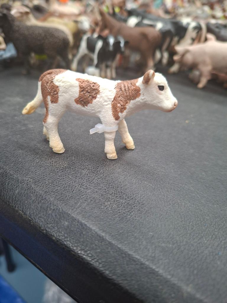 Schleich kalf, Ophalen of Verzenden, Zo goed als nieuw, Boerderijdier, Beeldje of Figuurtje