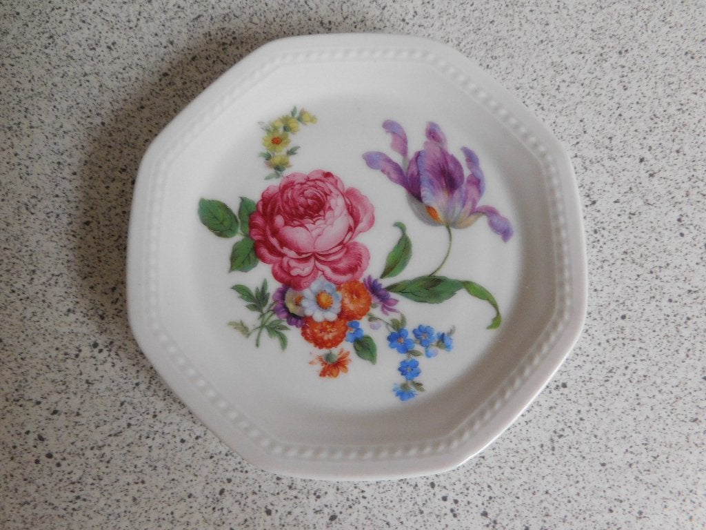 Bord 12 cm. Pioenroos Bavaria Shirnding Germany, Ophalen of Verzenden, Zo goed als nieuw, Bord(en), Overige stijlen