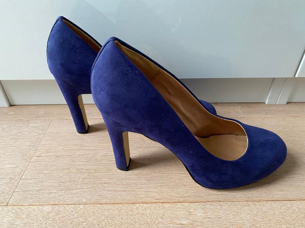 La Strada Pumps | kobal blauw | leer, suede | maat 40, Kleding | Dames, Schoenen, Zo goed als nieuw, Pumps, Blauw, Ophalen of Verzenden