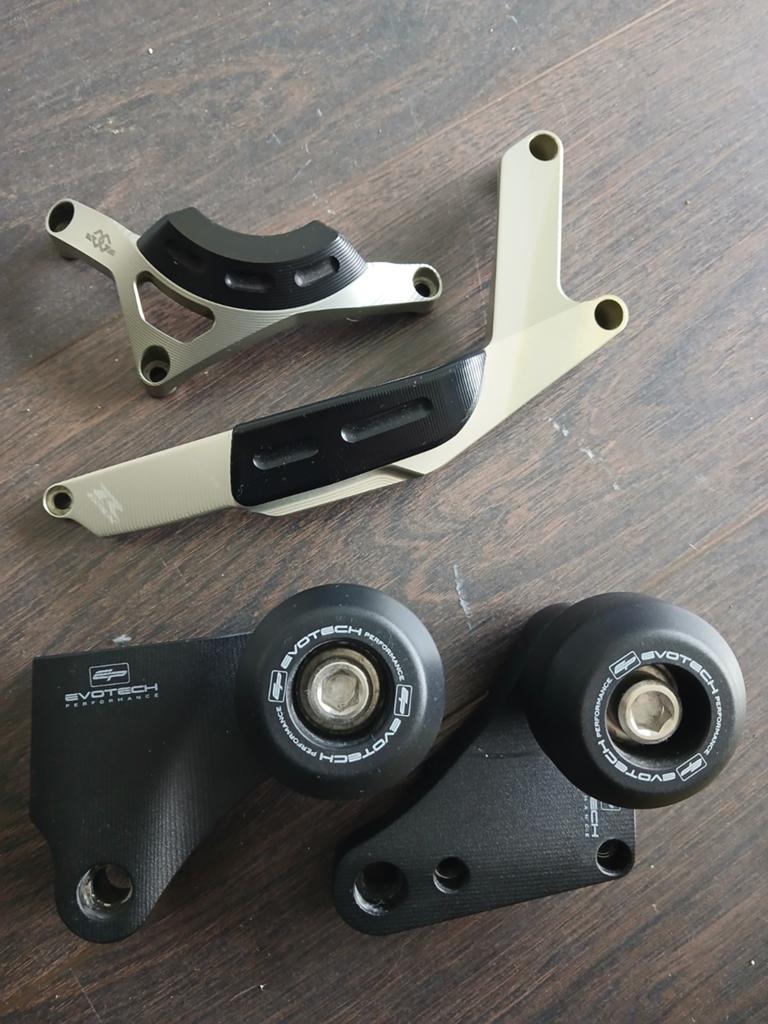 Evotech Performance Crash Protection suzuki gsxr 1000 2017, Ophalen of Verzenden