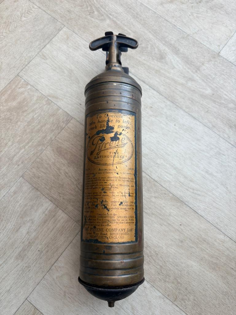 vintage/antieke Pyrene brandblusser uit Engeland., Ophalen of Verzenden