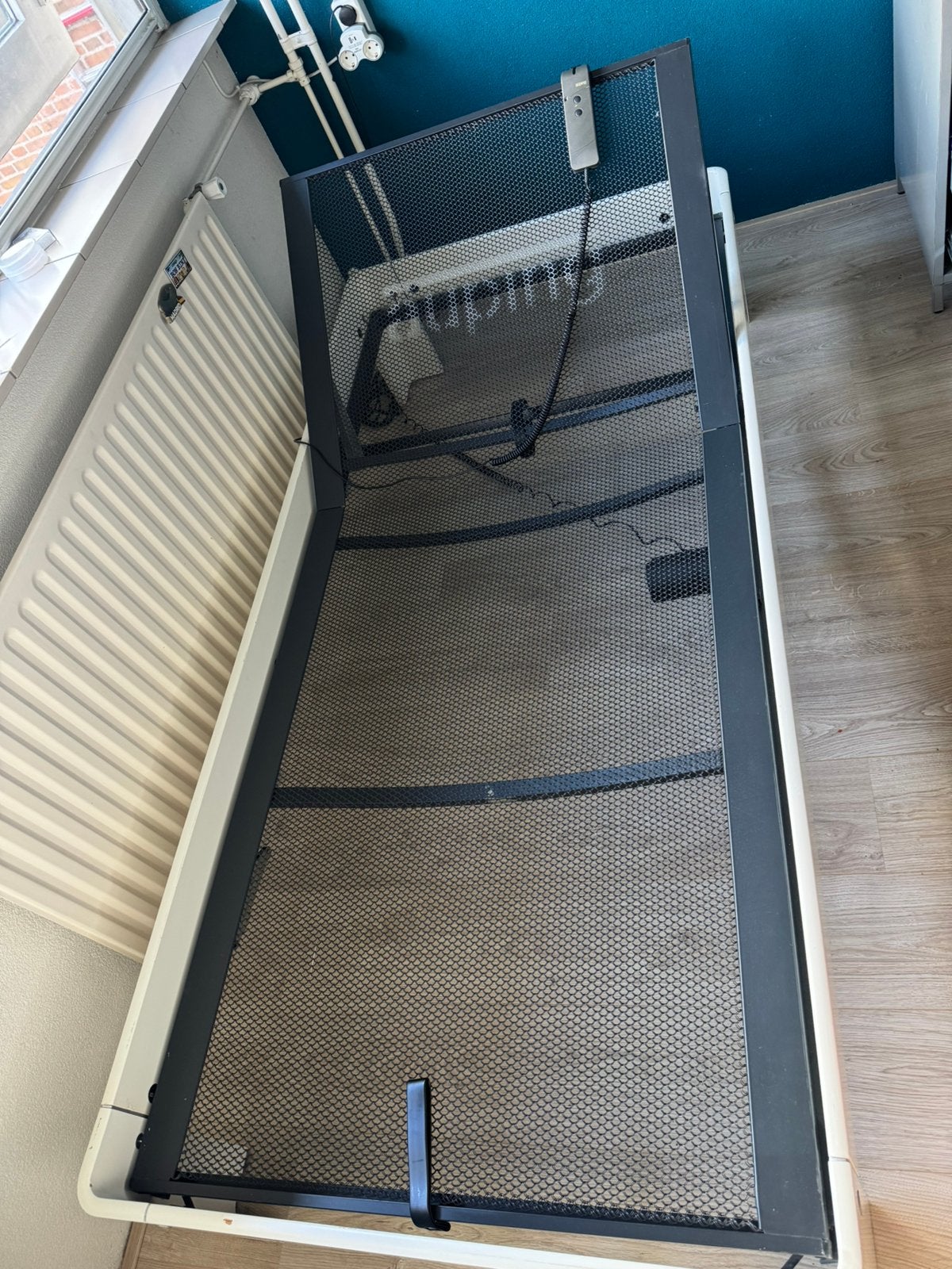 1 persoons Auping auronde elektrisch verstelbaar, Huis en Inrichting, Ophalen, 90 cm, Eenpersoons, Wit