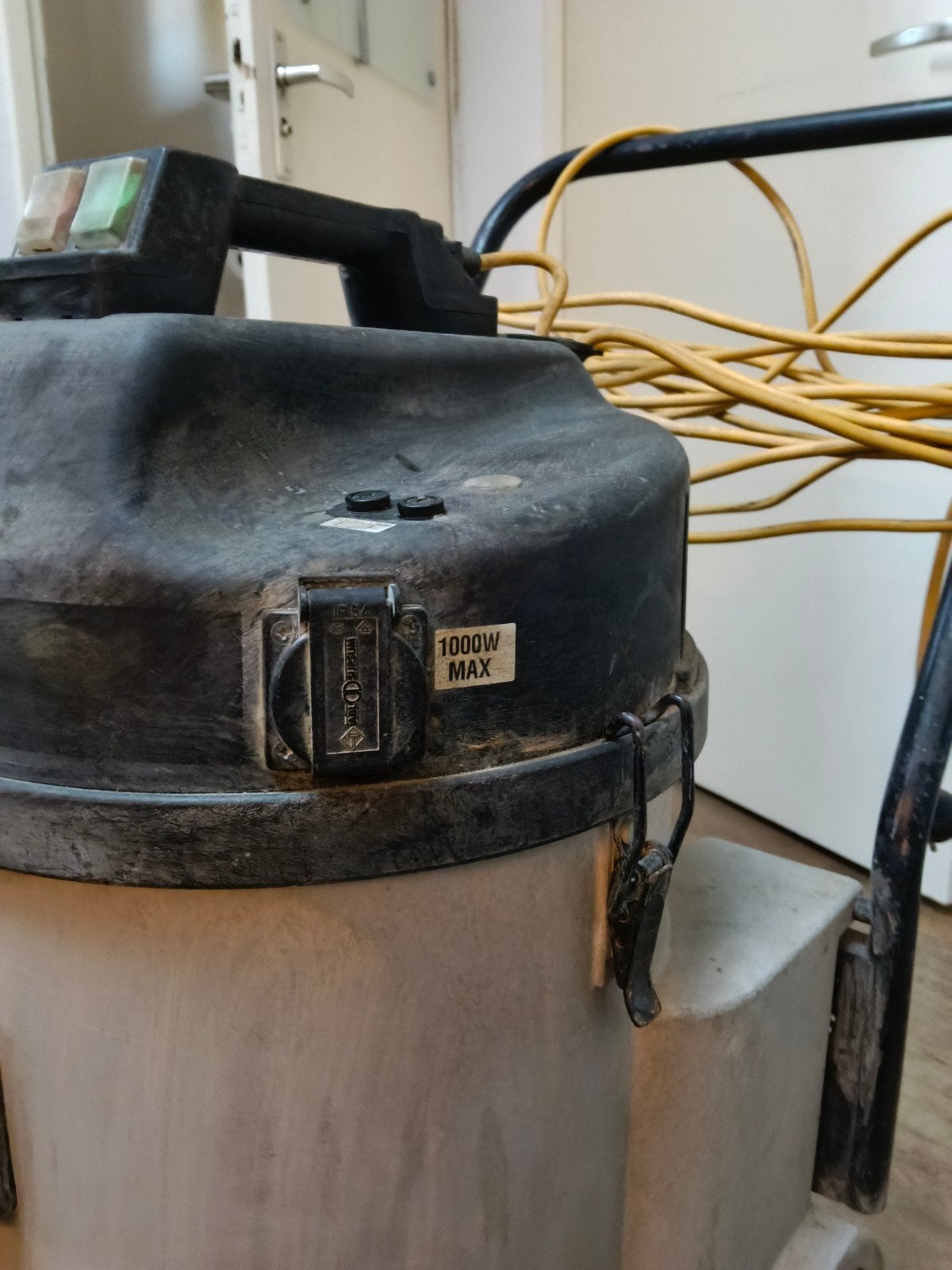 Numatic Industriële stofzuiger 1000W Max . Numatic, Gebruikt, Ophalen of Verzenden, Industriële stofzuiger, Minder dan 1200 watt