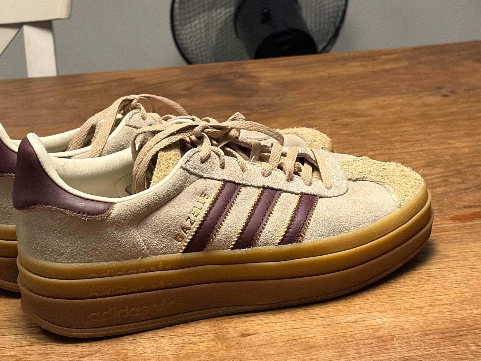 Adidas Gazelle Bold sneakers maat 39 1/3, Kleding | Dames, Schoenen, Ophalen, Zo goed als nieuw, Beige, Sneakers of Gympen