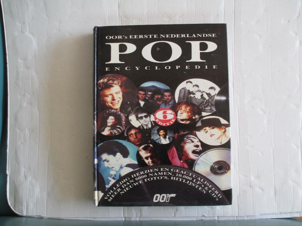 oor's eerste nederlandse pop encyclopedie (1988), Ophalen of Verzenden, Gelezen, Algemeen