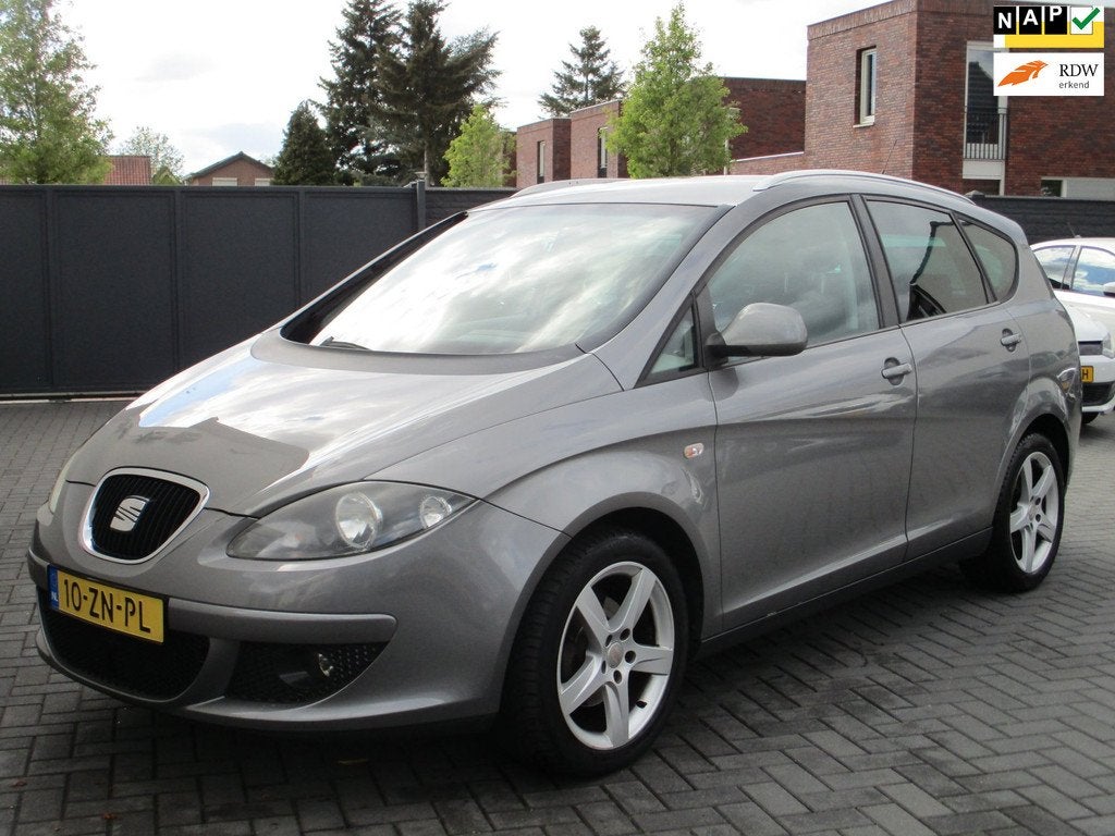 Seat Altea XL 1.6 Stylance AIRCO CLIMA !, Gebruikt, Zwart, 4 cilinders, Altea XL