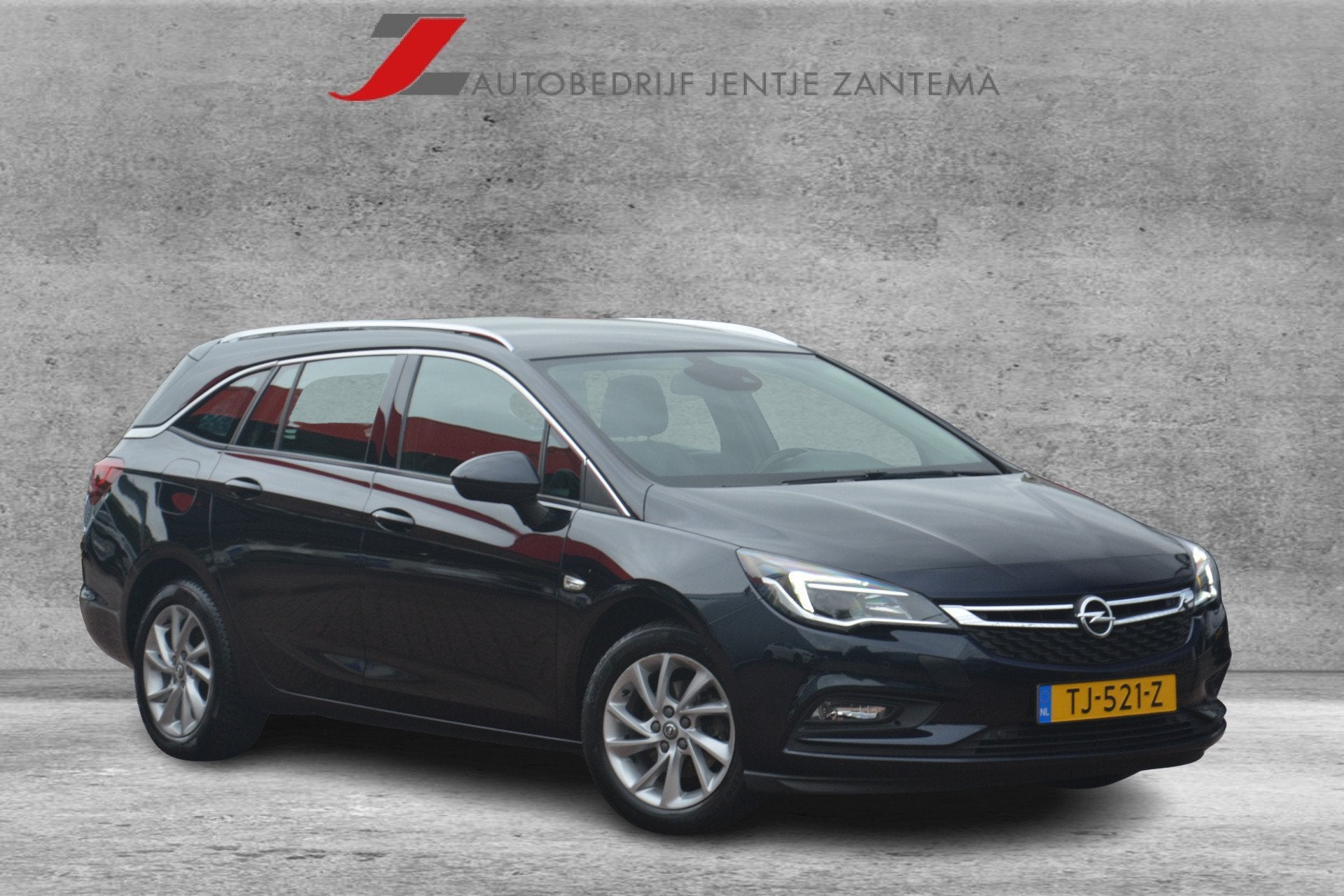 Opel Astra Sports Tourer 1.4 Business Executive | Navigatie, Voorwielaandrijving, Gebruikt, 4 cilinders, 150 pk