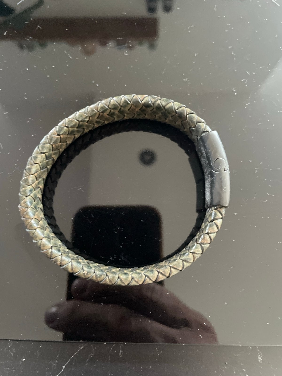 Milez gevlochten leren armband met magneetsluiting, Ophalen of Verzenden, Gebruikt, Groen, Leer