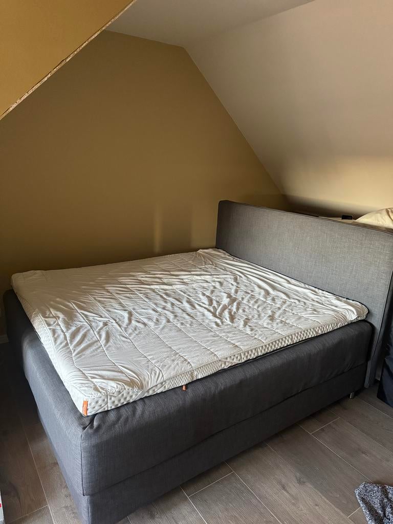 Bed met frame 180x200, Ophalen, Zo goed als nieuw, Tweepersoons, 180 cm