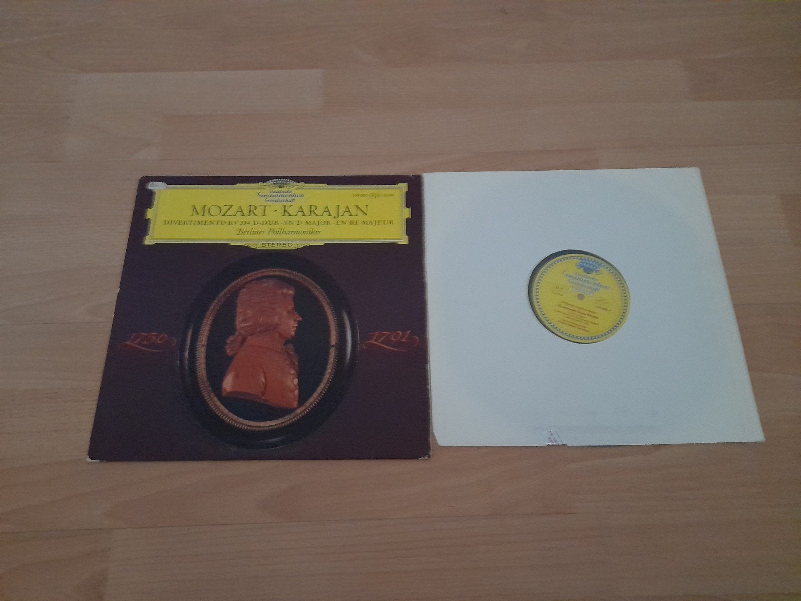 Bijna gratis 2 x Mozart Lp Vinyl, Cd's en Dvd's, Gebruikt, Mozart, Ophalen of Verzenden, Boxset