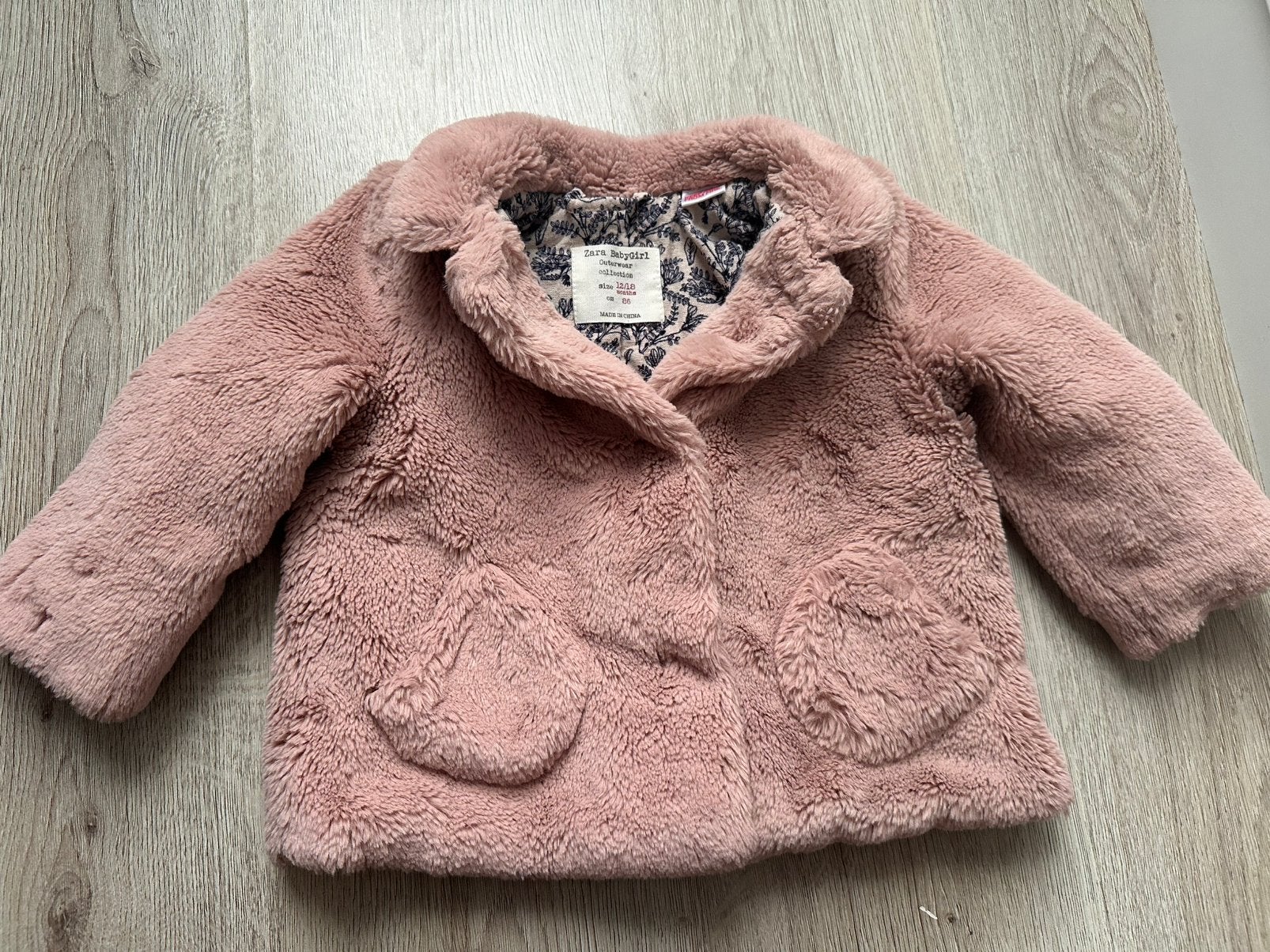 Te koop zara jas maat 86, Ophalen, Zo goed als nieuw, Meisje, Jas