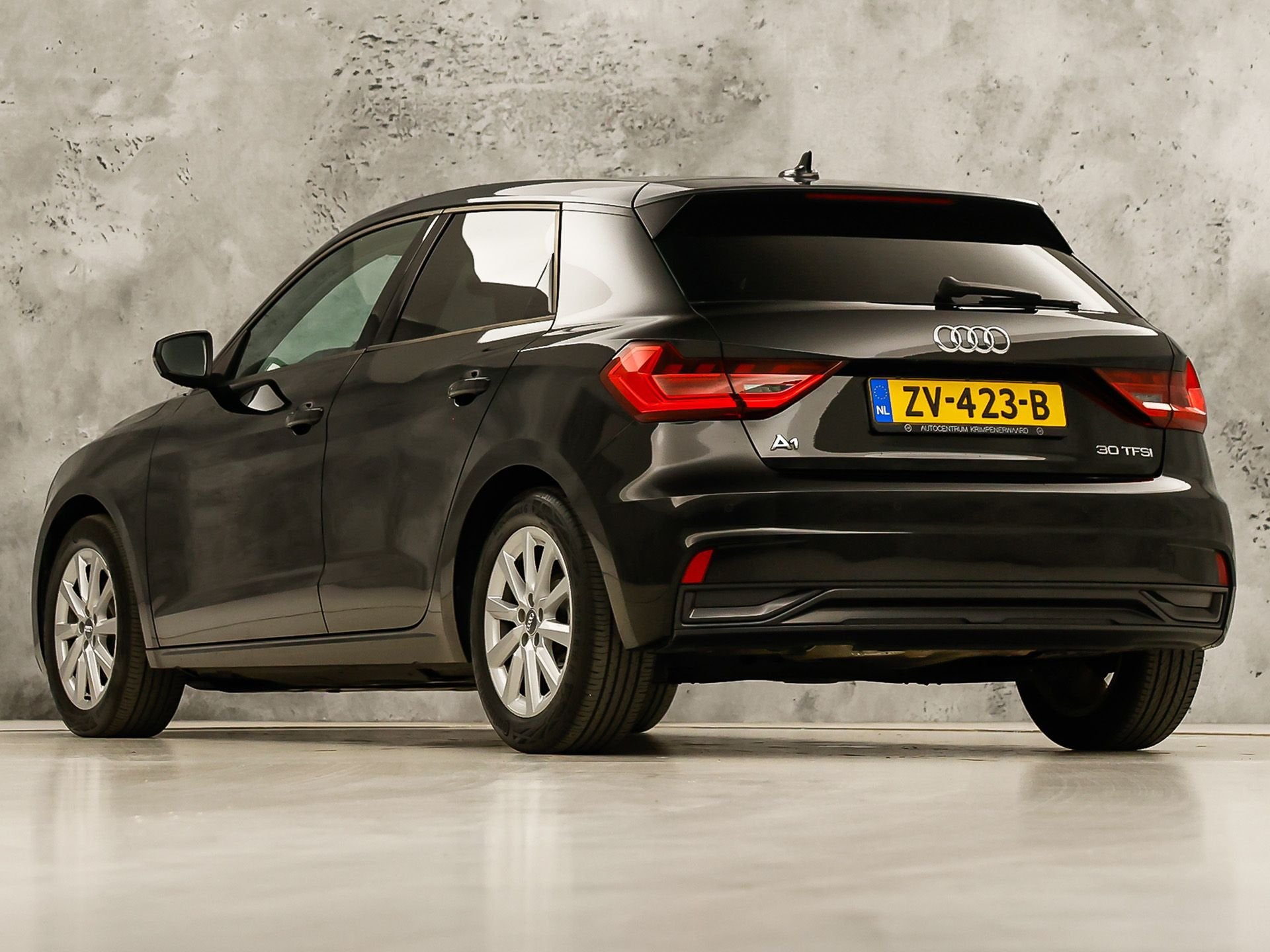 Audi A1 Sportback 30 TFSI Sport Automaat (APPLE CARPLAY, CLI, Auto's, 12 maanden, Stof, 116 pk, Zwart