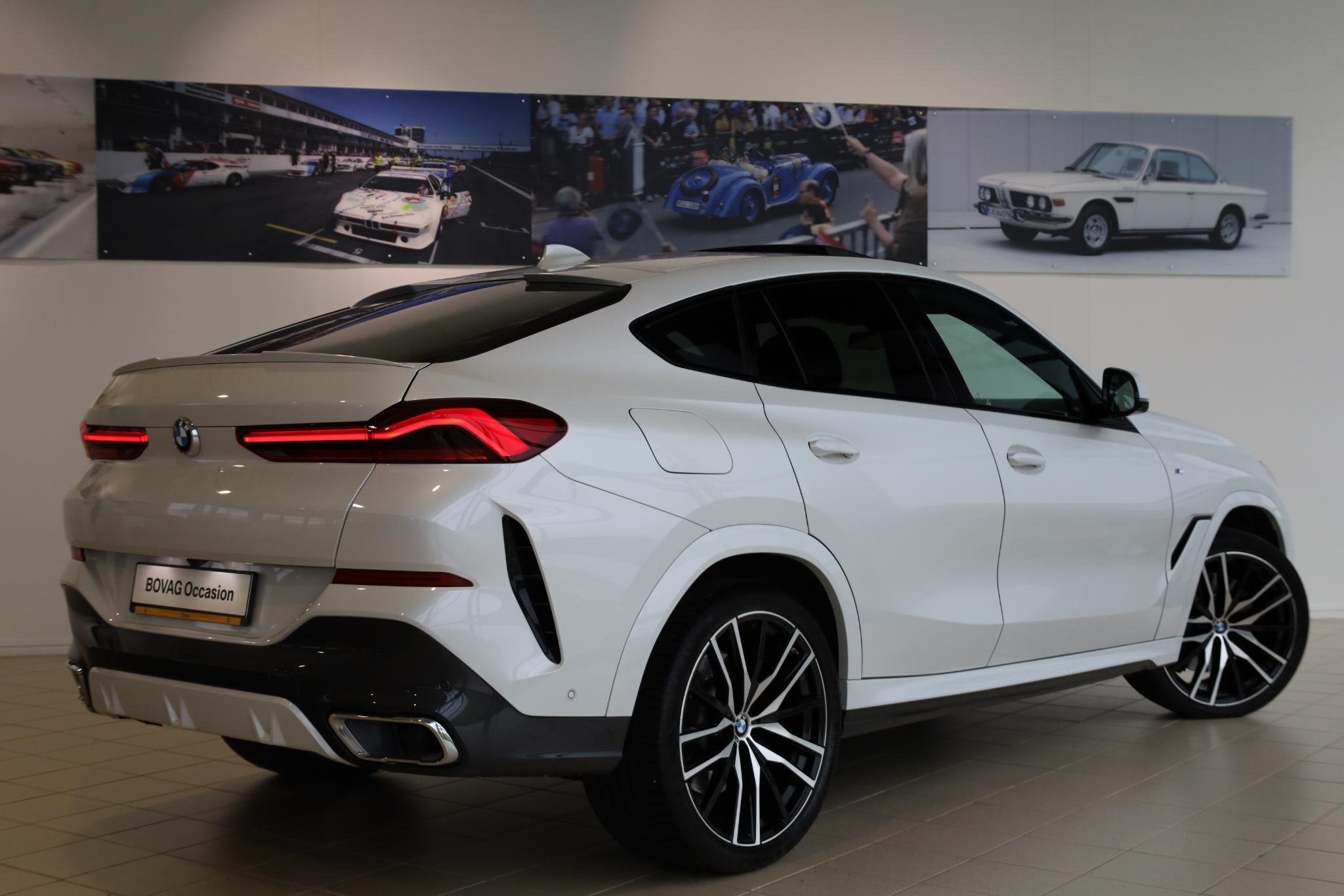 BMW X6 xDrive40i M Sportpakket | Soft-Close | Elek. trekhaak, 12 maanden, Stof, X6, Bedrijf
