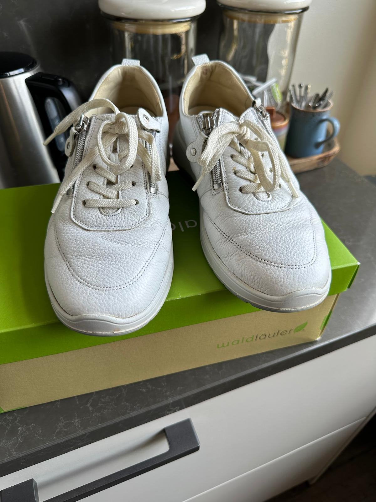 Waldläufer sneakers wit - Maat 39 (UK 6), Kleding | Dames, Wit, Ophalen of Verzenden, Sneakers of Gympen, Zo goed als nieuw