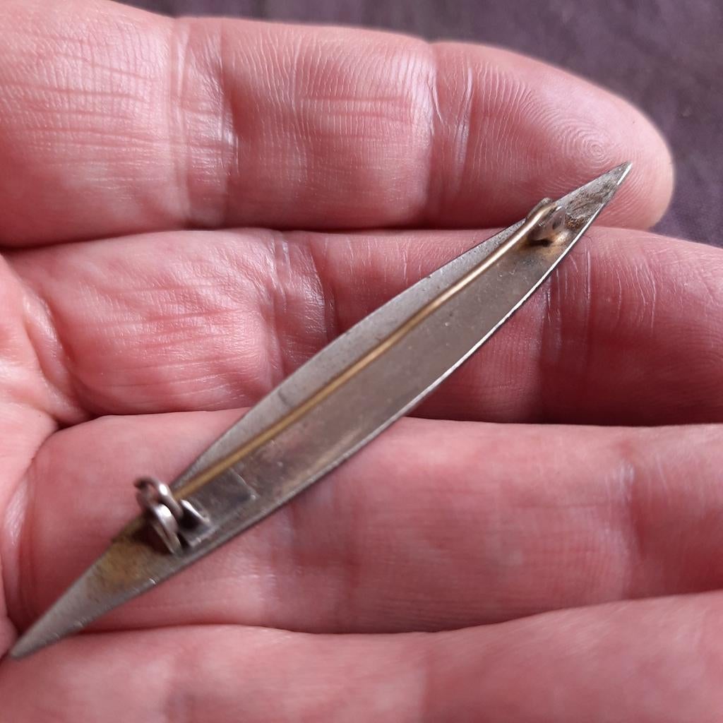 Lourdes: Oude Damascene Broche Notre Dame de Lourdes, Verzenden, Zilver, Overige materialen