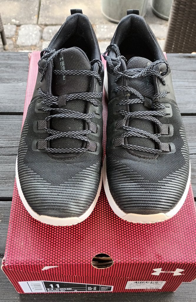 Sportschoenen, Under Armour, Under Armour, Ophalen of Verzenden, Zo goed als nieuw, Sportschoenen