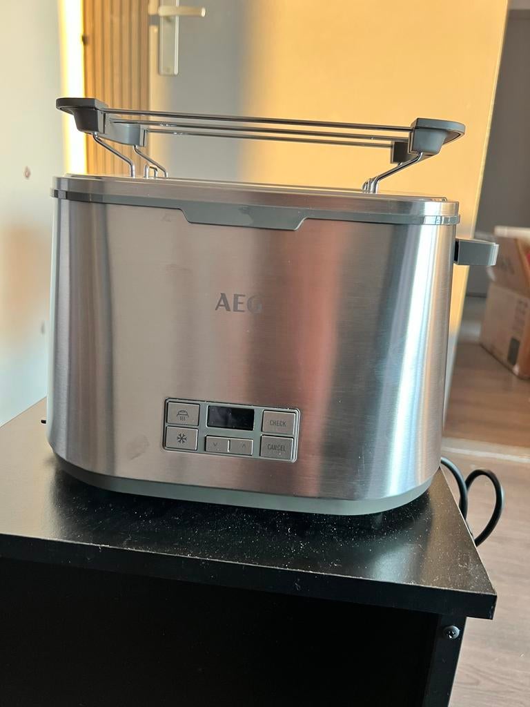 AEG broodrooster - Nieuw in doos, Ophalen, Zo goed als nieuw