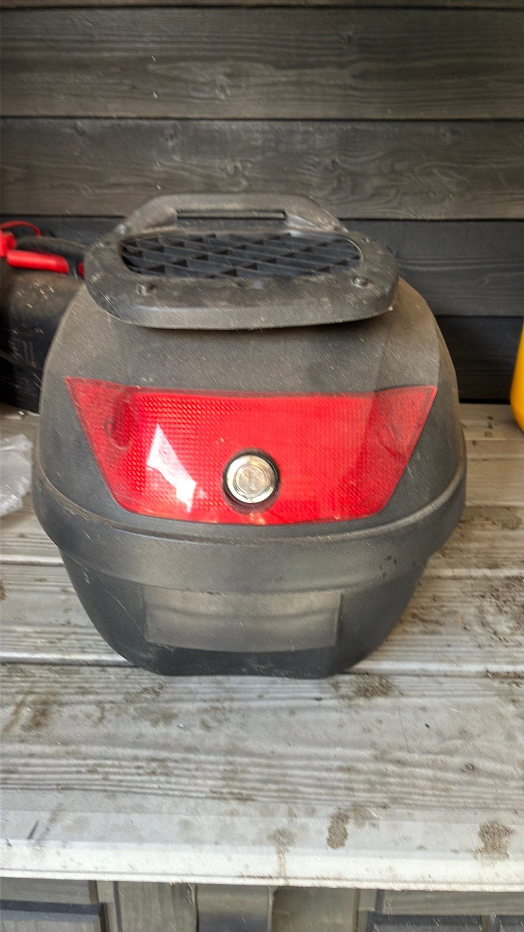 Koffer voor achterop scooter, Ophalen of Verzenden, Zo goed als nieuw