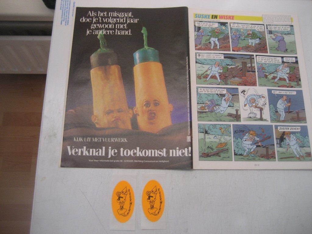vuurwerk reclame en 2 stickers, Ophalen of Verzenden, Gebruikt, Overige typen