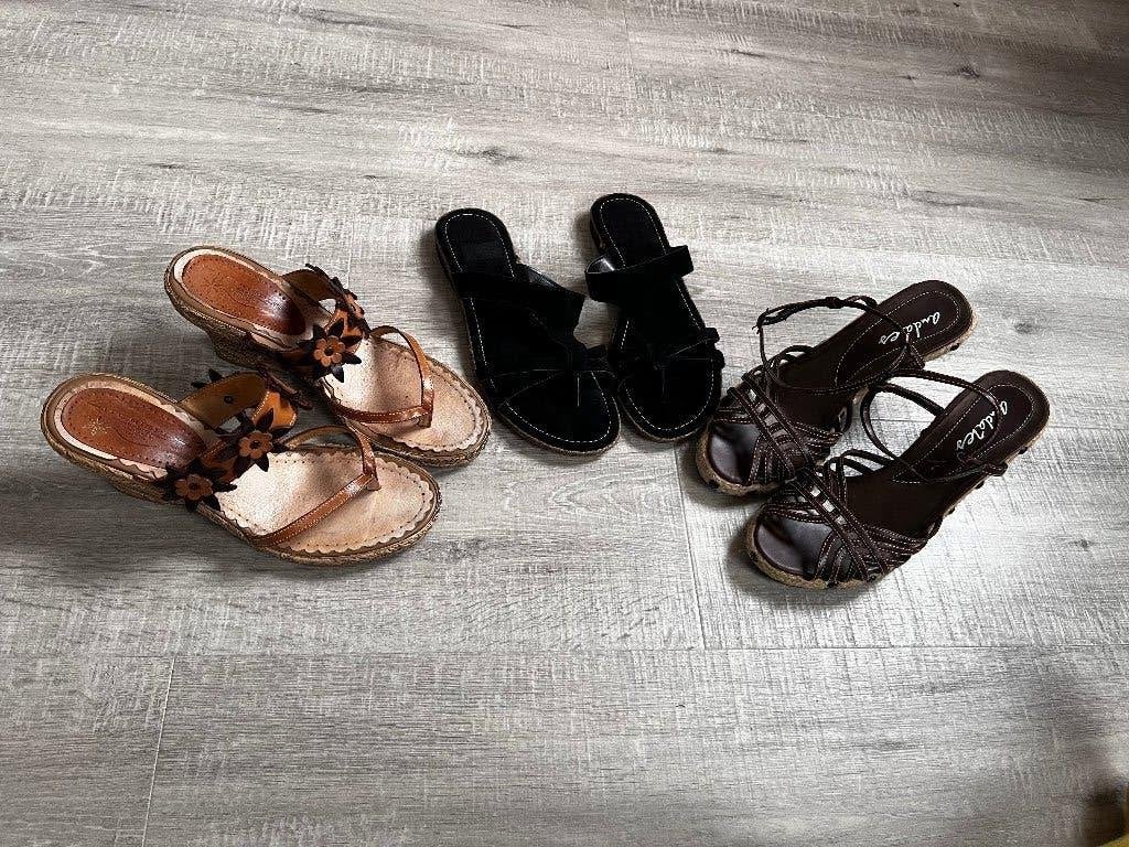 Slippers/Schoenen Dames Maat 38 3 Paar Zwart Bloemen Bruin, Ophalen of Verzenden, Gedragen, Zwart