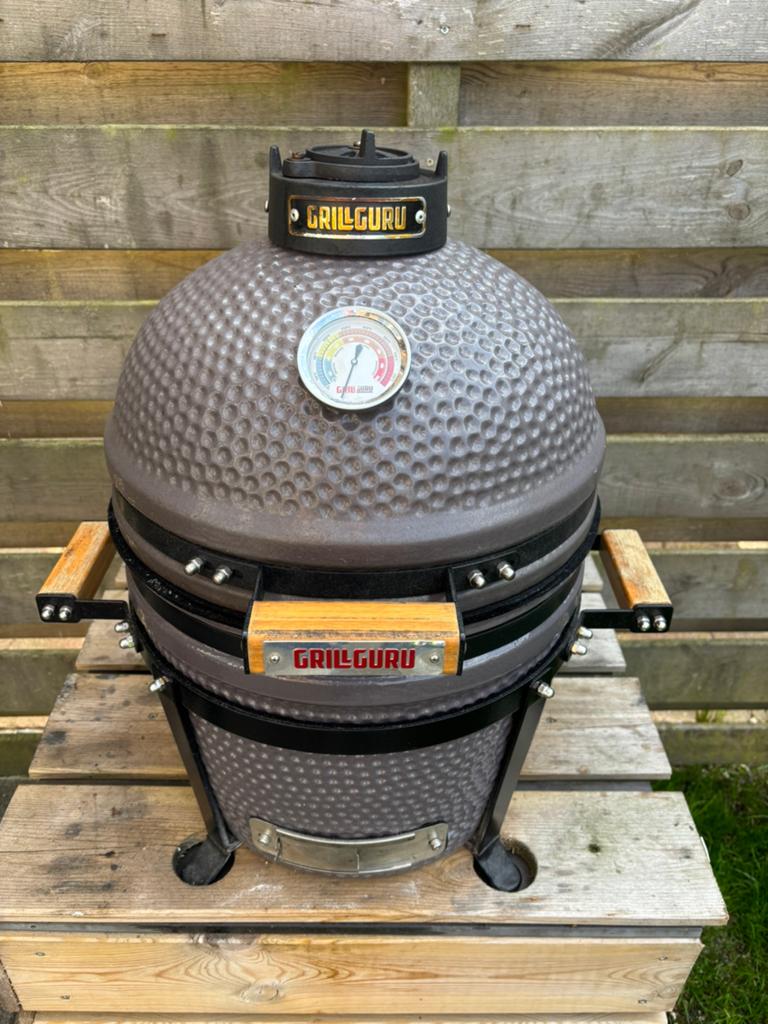 Grill Guru Compact Kamado  en Hoes, Ophalen, Gebruikt, Met accessoires