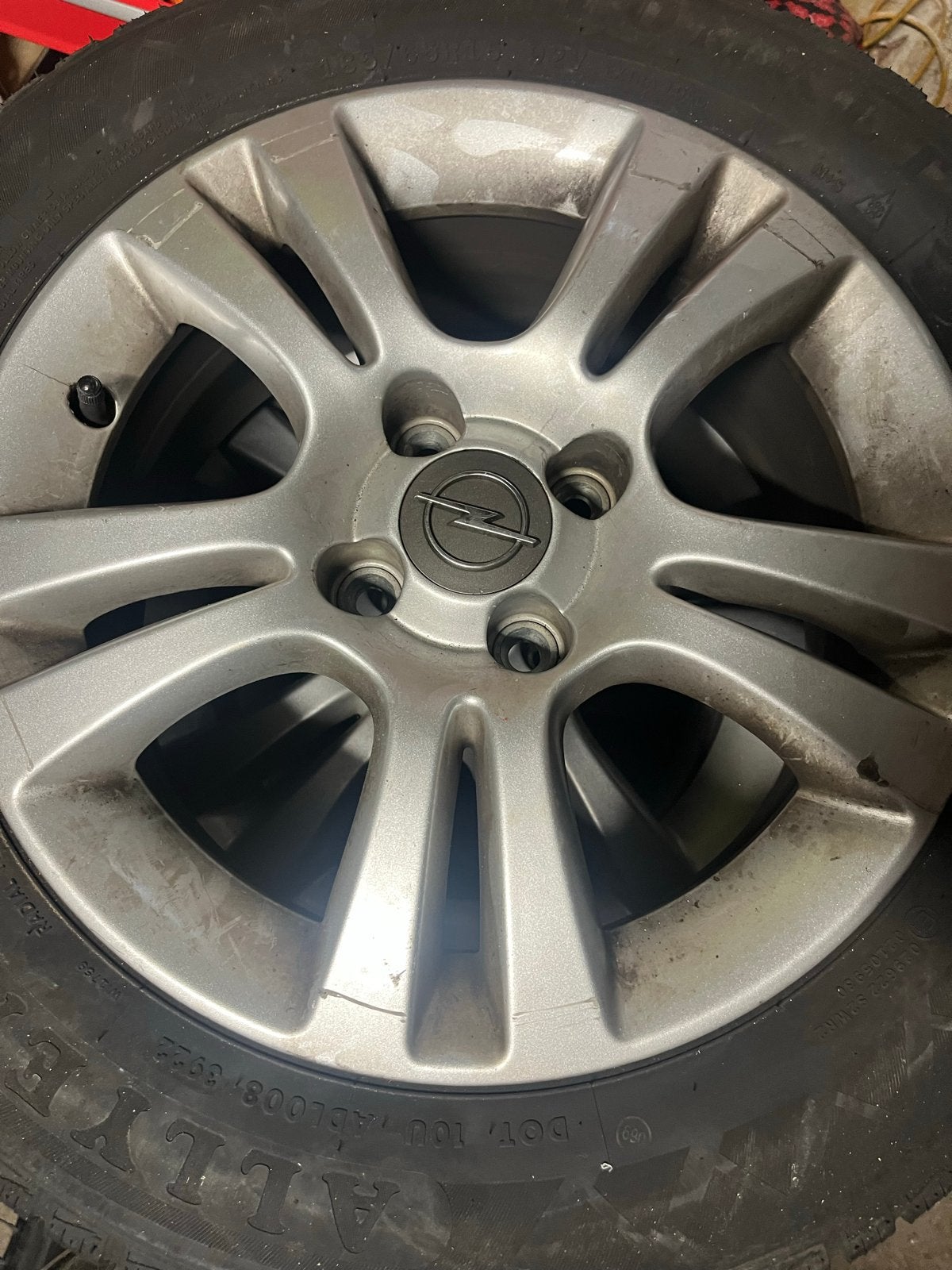 Opel metalen velgen 15 inch met 185/65R banden, Auto-onderdelen, Banden en Velgen, Ophalen, Gebruikt, 15 inch, Banden en Velgen