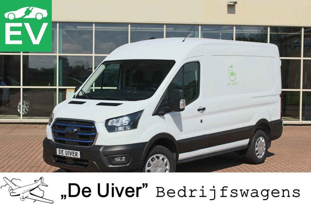 Ford E-Transit 350 L2H2 Trend 68 kWh Pro Power on board, Nav, Auto's, 12 maanden, Gebruikt, 260 km, Wit