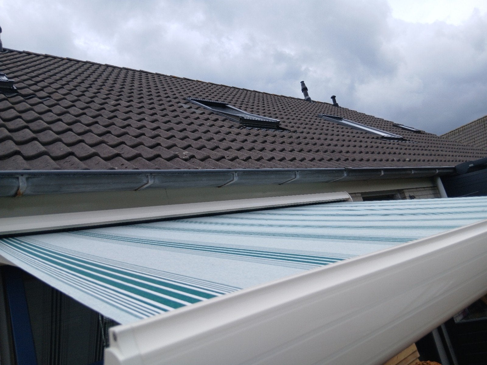 Ibiza Plus Luxe Knikarmscherm 3m breed, 2m uitval, Tuin en Terras, Ophalen, Elektrisch, Zo goed als nieuw, 150 tot 300 cm