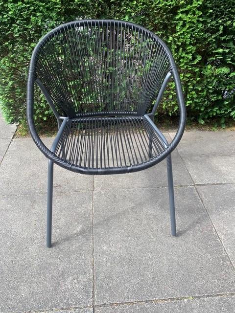 4 stapelbare tuinstoelen metaal met zwart kunststof draad, Ophalen, Zo goed als nieuw, Overige materialen, Stapelbaar