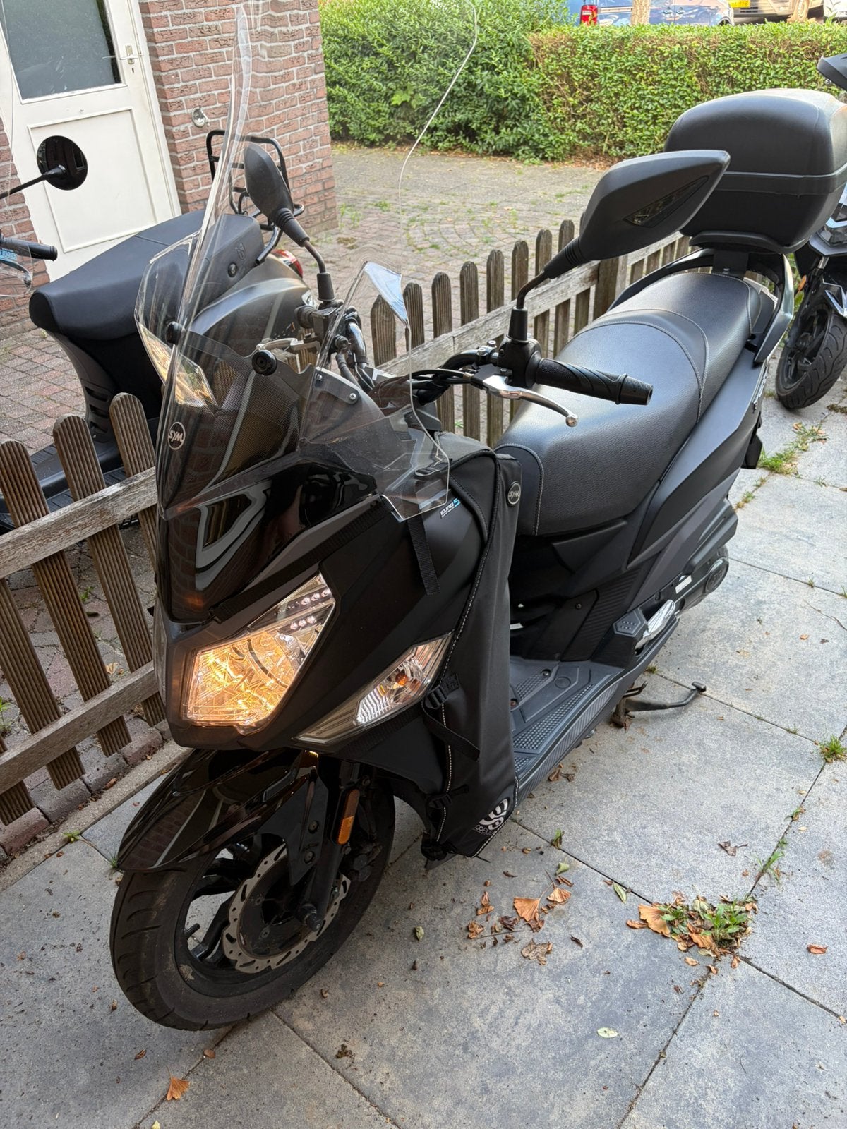 Nette sym jet, Ophalen, Zo goed als nieuw, Benzine, Overige modellen