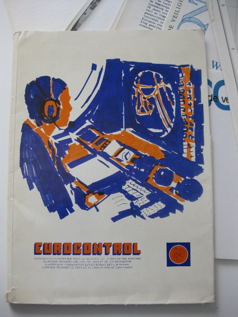 Documentatie: Eurocontrol Maastricht UAC, Verzamelen, Ophalen of Verzenden, Gebruikt, Boek of Tijdschrift